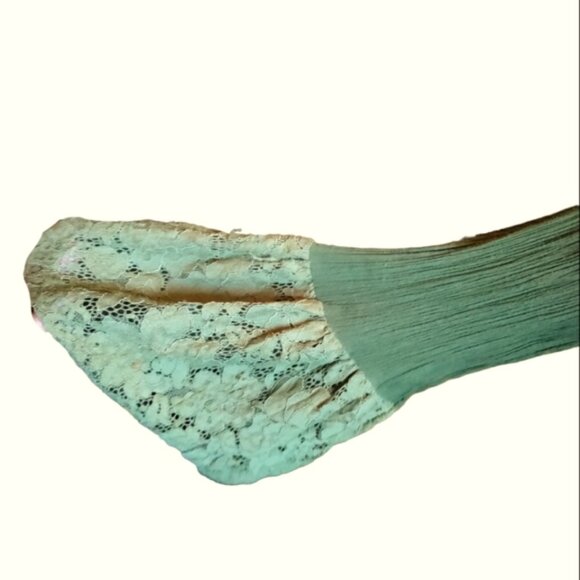 Top - Picture 4 of 7